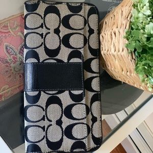 COACH logo black and gray wallet